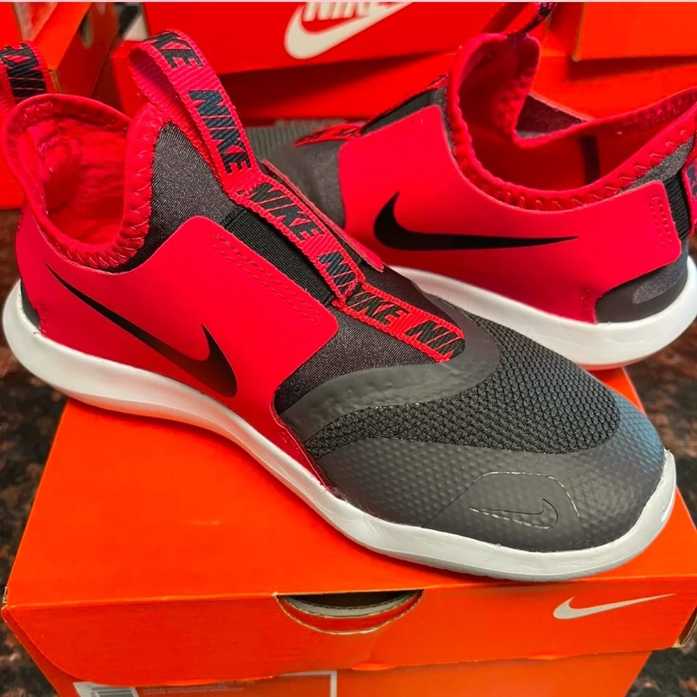 Nike Kids Slip-On Flex Runner Youth Running Shoes - Picture 2 of 5